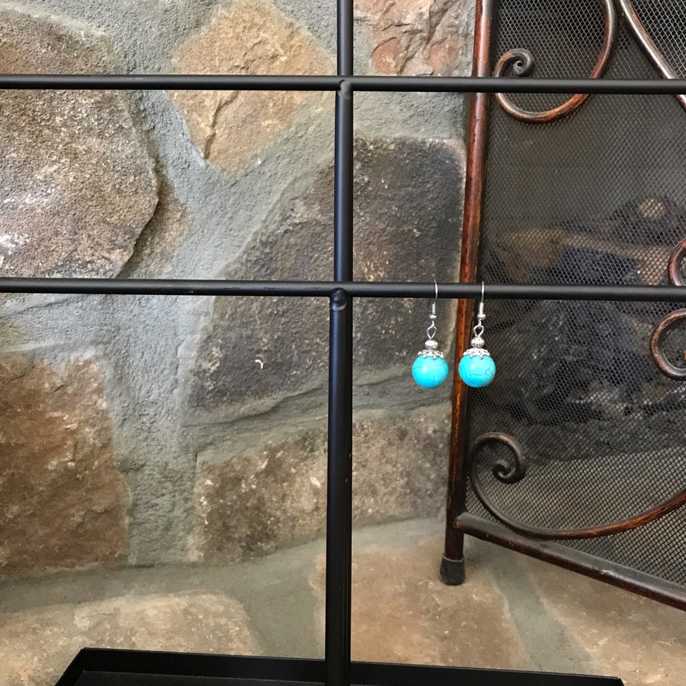 Turquoise hang earrings